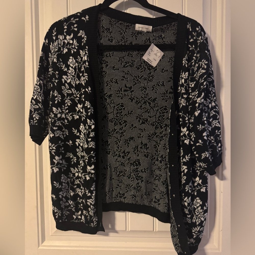 Black and White Floral Cardigan